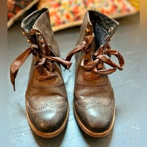 Sebago Claremont Wingtip Boots